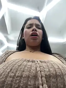 Miss_Bella_Flame webcam