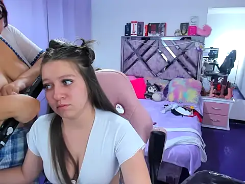naomi_johnson webcam