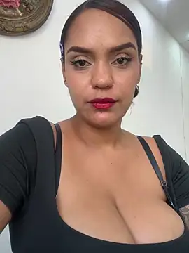 Sara-77 webcam