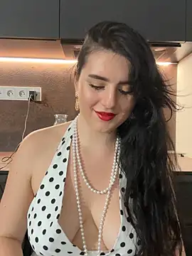 Evelyn___Sweet
