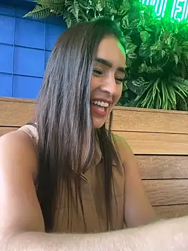 mau_white - Mau_White's free webcam - UK Sex Cams