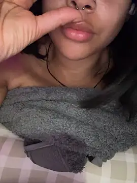 HaileyDiana webcam
