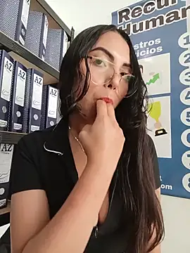 JENNIFER__03 webcam