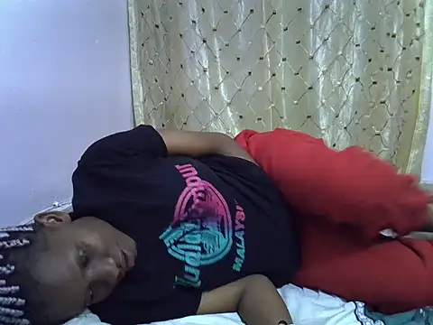 prettybeee webcam