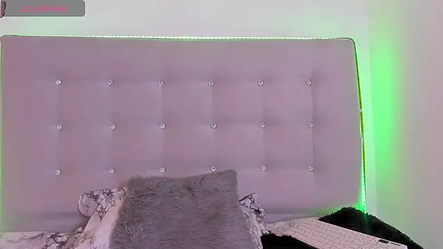 tatianasquirthot webcam
