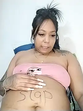 emma_purple_ webcam