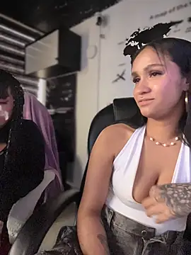 Isabella-Teen