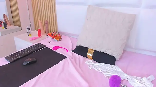 GraceAlexa12 webcam