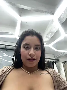 Miss_Bella_Flame webcam