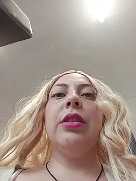 madelaine- webcam