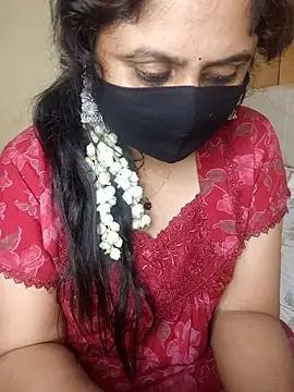 Sravvi499 webcam