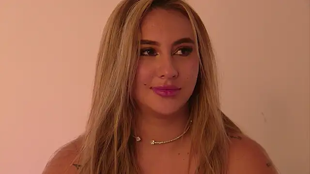 SamanthaVega_ webcam