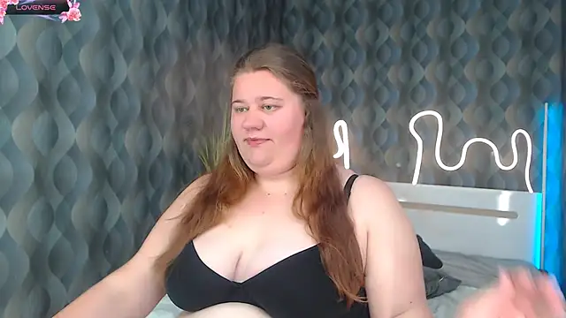 Bella_Blvck webcam