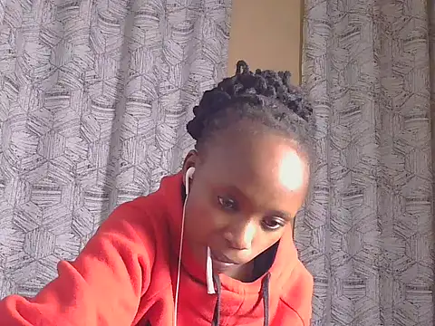Petitemissy webcam