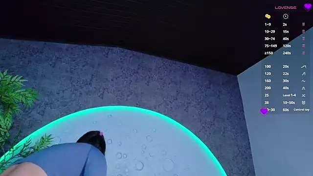 ReinaChloe webcam