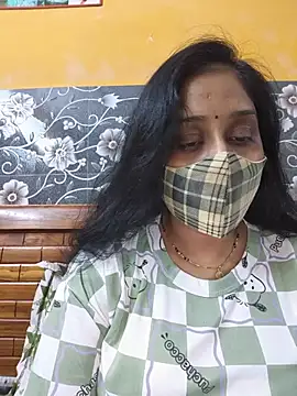Wildsimmi25 webcam