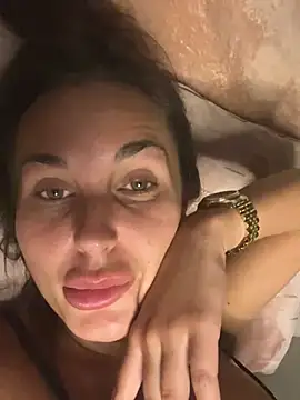 Rosieredxox