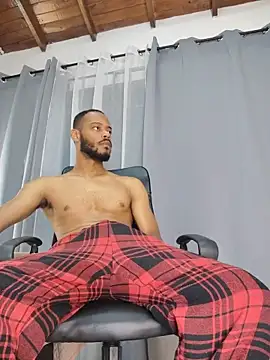 Oliver_bigblack_cock webcam