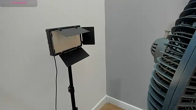 ellen_sweet_ - Ellen_Sweet_'s free webcam - UK Sex Cams