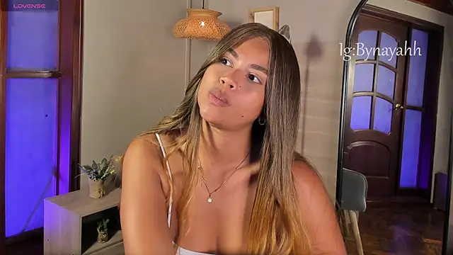 nayah__ webcam