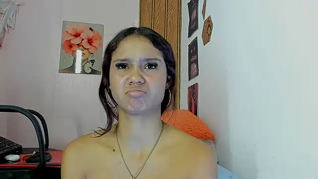 MarianaManzur webcam