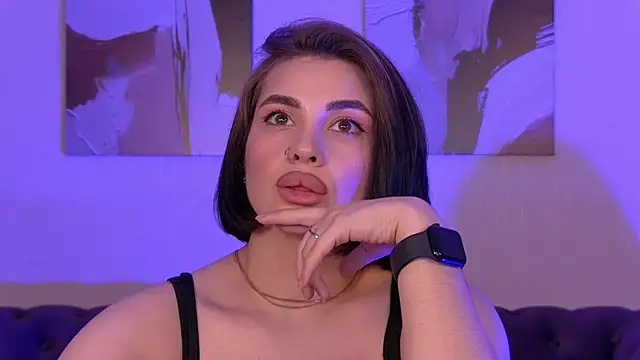AdrianaToress webcam