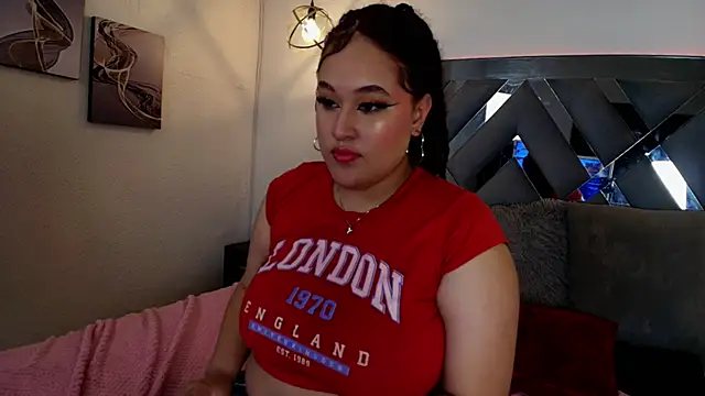 Leyla_Zr webcam