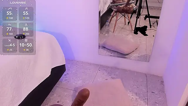 manyaa_ webcam