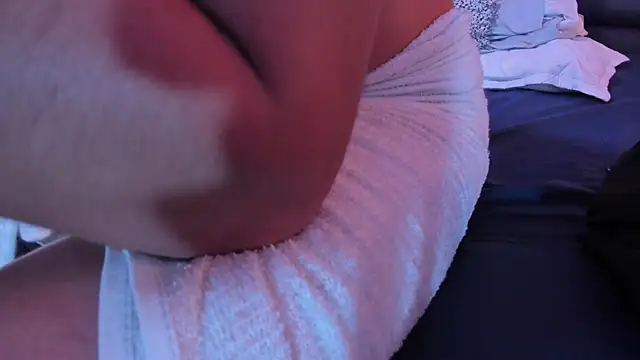 EthanSantori webcam