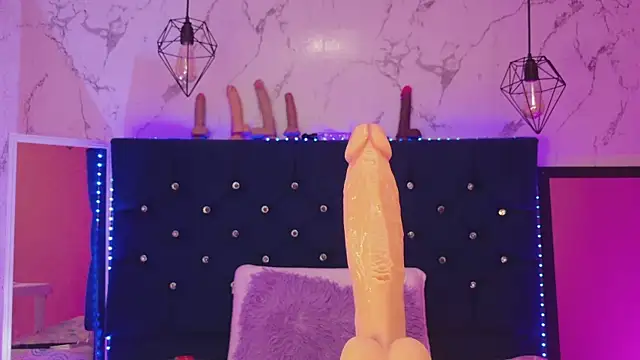Dakotaa_Johnson webcam