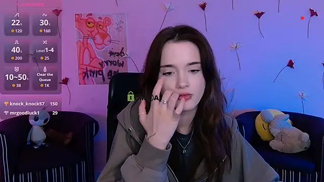 liana_kisses webcam