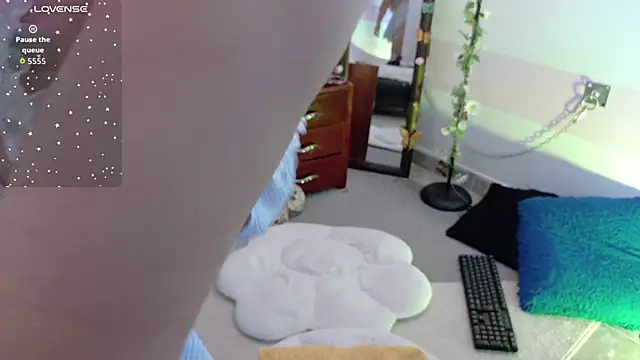 Catwhite_ webcam