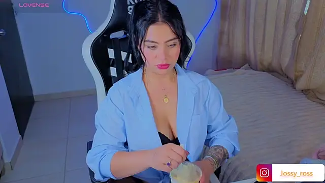 Victoryyy_ webcam
