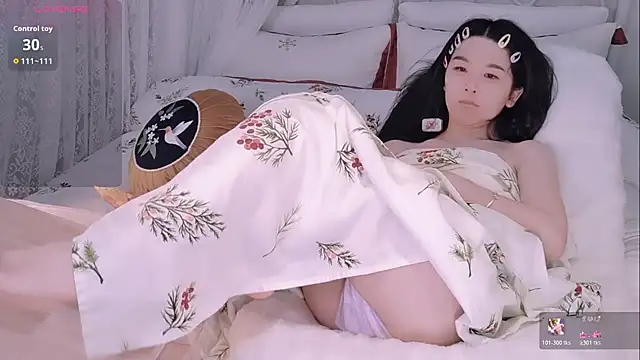 binglin- (Ask my age) - #asian #asian-foot-fetish #black-hair #cam2cam #chinese #cosplay #deluxe-cam2cam #foot-fetish #hd #interactive-toys #long-hair #lovense #nylon #petite #petite-asian #student #topless #topless-asian #upskirt