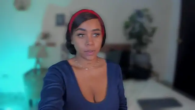 YariRose webcam