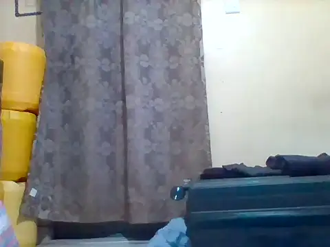 Nasty-pie1 webcam