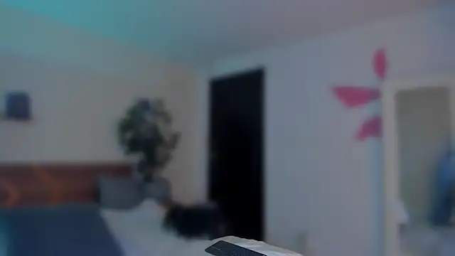 YariRose webcam