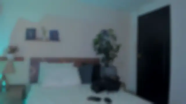 YariRose webcam