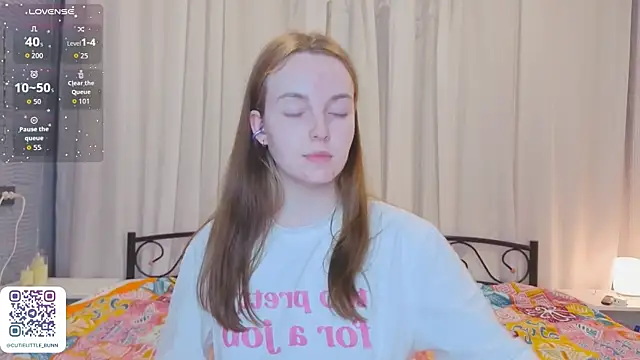 bae_cake_ webcam
