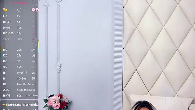 GinaBear webcam
