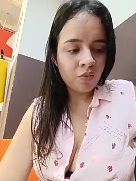 Julieth_hot-69 webcam