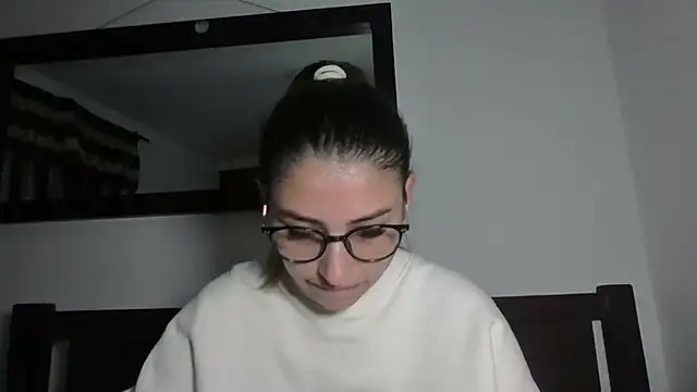AliceTeenager___ webcam