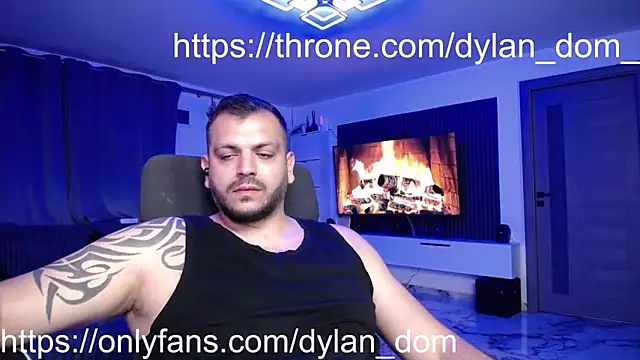 dyllan_dom_ webcam