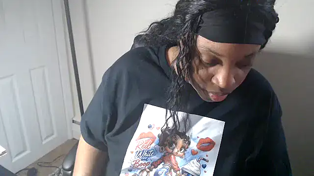 Sexymona1218 webcam