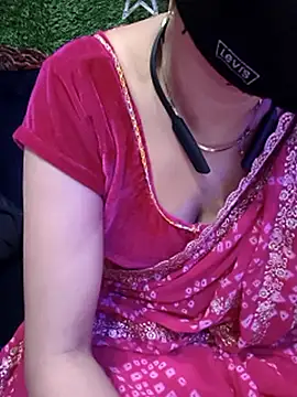 strawberry4403 (Ask my age) - Kheera show 2 mit