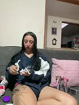 NickieCute-