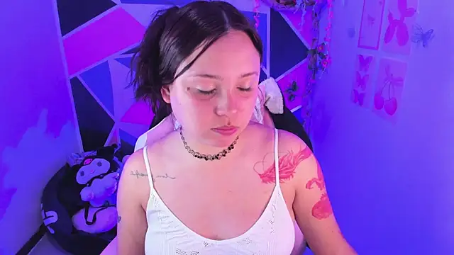 little_emma0 webcam