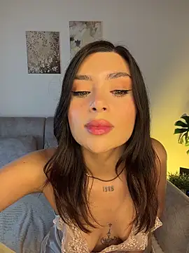 AlleCollins webcam