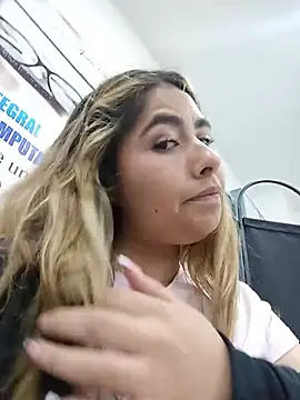Sofia_Honey1 webcam