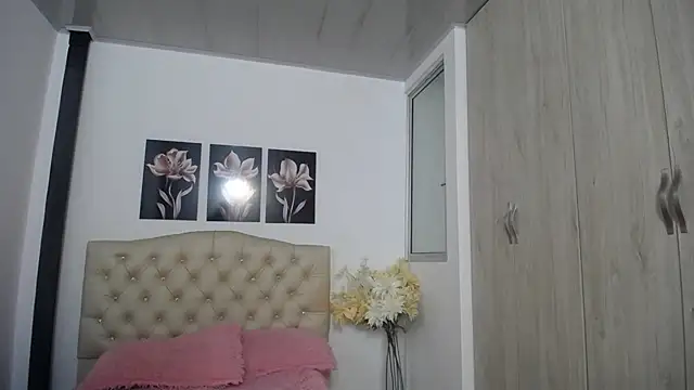 pinky_f00x webcam